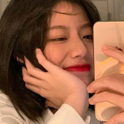 她不当女主很多年